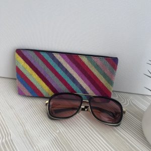 Embroidered Glasses Case
(handmade) Rainbow